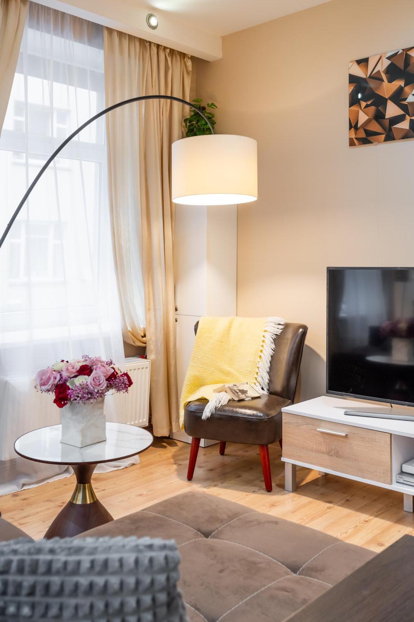 Apartament Baltic Amber In Diplomatic District & Free Parking Ryga Zewnętrze zdjęcie